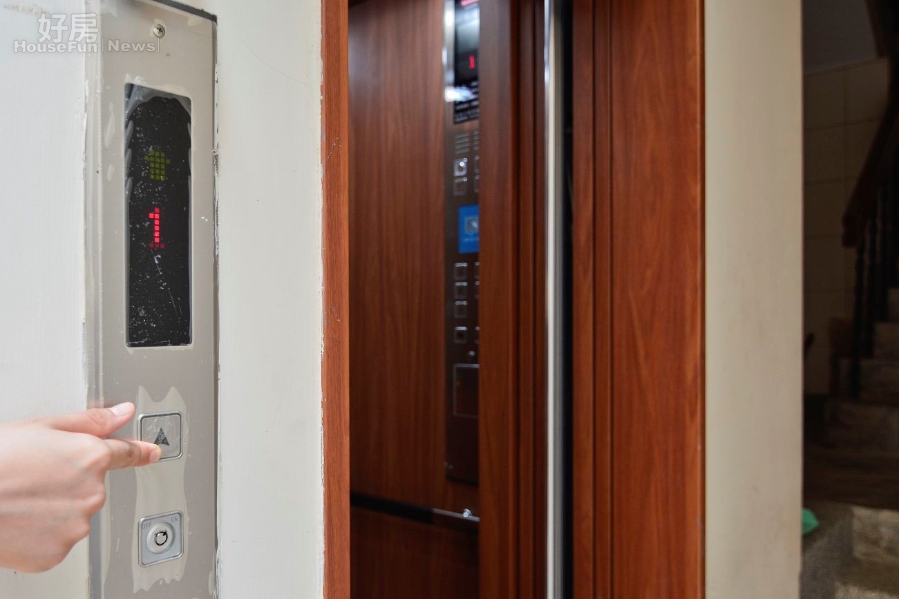 大樓電梯需定期保養維護，增加居家安全。（好房網News記者 陳韋帆／攝影）