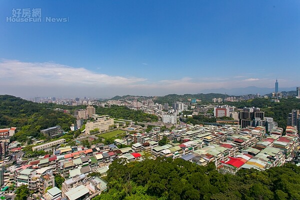 專家提醒選後想撿便宜的自住客，「法拍屋」及「爛尾樓」兩大商品要特別小心！（好房網News記者張聖奕／攝影）