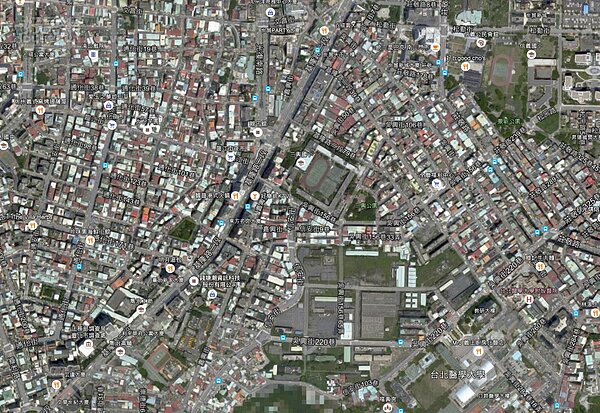 北市大面積素地難尋、價格高,外傳已有學校打算變更地目加入市場。(翻攝自Google Map)