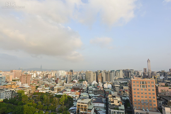 與亞洲四小龍的香港、南韓、新加坡相比,台灣在處理高房價問題不是用利率工具去應對,才會使得國內房價一直居高不下。(好房News記者陳韋帆攝影)