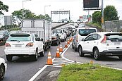 全國仍三級警戒　7月18日、25日暫停實施國5北上高乘載
