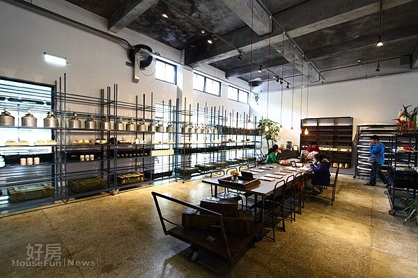 4.在閱讀區可以看書、塗鴉,沉靜心靈。
