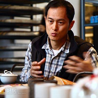 8.在「大溪老茶廠」服務20多年的林炳宏經理,未來要讓附近茶園復耕,再現茶鄉榮景。
