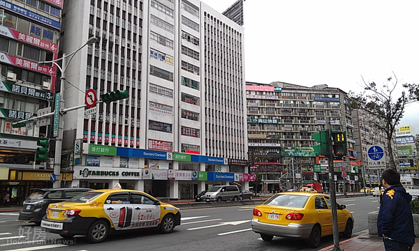 東區 店面 頂好商圈 (好房News記者林美欣拍攝)