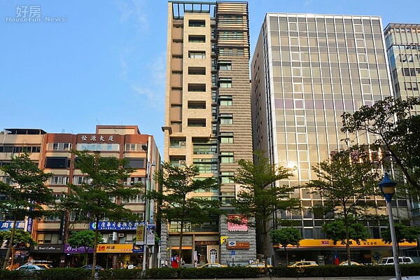 行天宮附近的公營住宅,同時是捷運共構宅。(好房網News記者 陳韋帆/攝影)