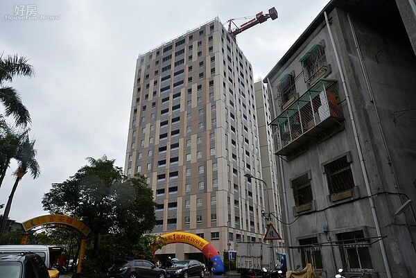 興隆公營住宅大樓外觀。(好房網News記者 陳韋帆/攝影)