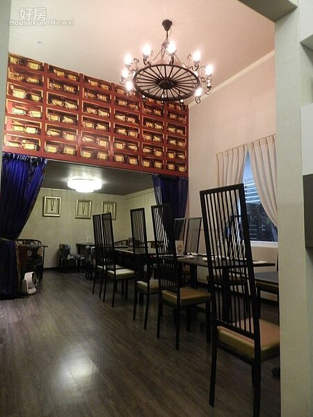 5.會館內的風格一致走素雅路線,讓民眾走進來馬上能靜下心來。