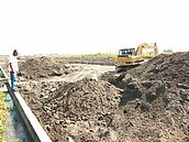 嘉義農地違建工廠　議員盼輔導代取締