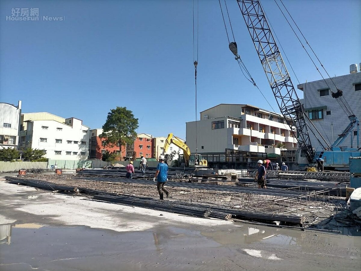 內政部統計顯示，今年1至2月全台住宅開工僅1.2萬戶，創近8年新低。圖／鄉林不動產研究室提供