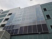 建案強制裝太陽光電　內政部估成本僅0.3%、12年可回本