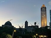 專題／熱銷、讓利價、智慧家庭！拆解賣房話術　專家：房子不是手機每兩年要換一支