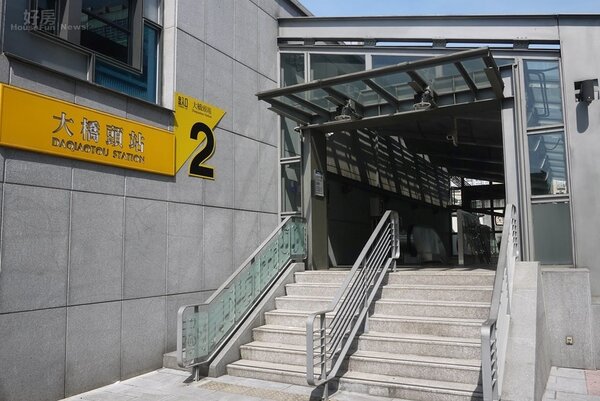 捷運大橋頭站增設Youbike站點。（好房網News記者賈蓉／攝影）