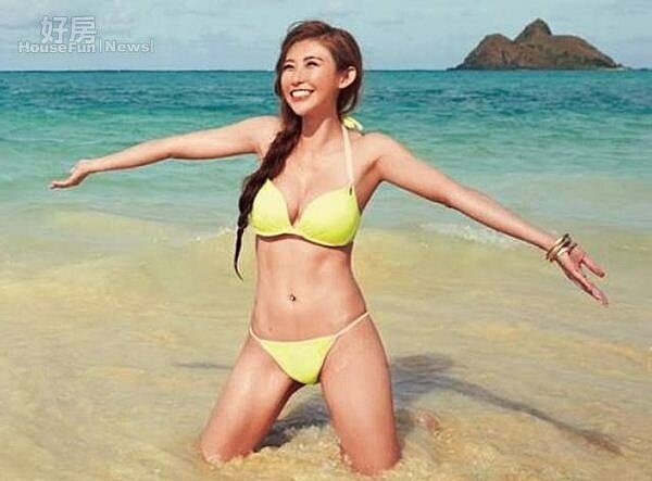 2. 愷樂推出第一本寫真書《快樂冠軍》,展現不同以往的成熟風貌。(取自愷樂粉絲頁)