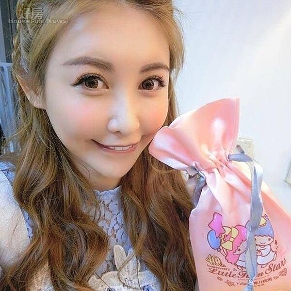 7. 私底下的愷樂是個不折不口的卡通控。(取自愷樂粉絲頁)