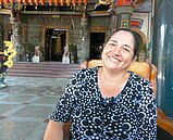 智利籍廟婆來台27年　領不到永久居留證