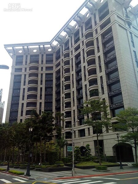 6「國家藝術館」地處寧靜巷弄內,環境清幽。