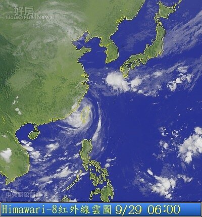 杜鵑颱風到29日早上6點的 衛星雲圖顯示,颱風經過中央山脈之後已經潰散減弱