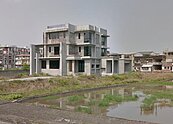 農地限建農舍　成交量腰斬