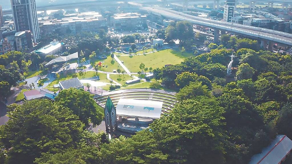 昇陽匯翠訴求板橋音樂公園萬坪綠地首排優勢。圖／業者提供