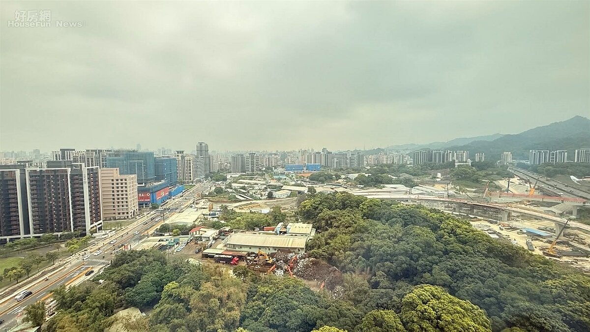 「土城暫緩發展區」區段徵收都計變更案俯視圖。圖／新北市城鄉局提供
