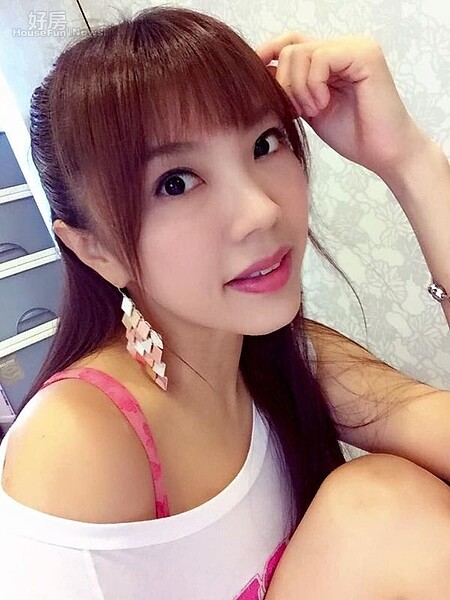 10. 劉樂妍入住後好運不斷,還在台中買房。(取自劉樂妍臉書)