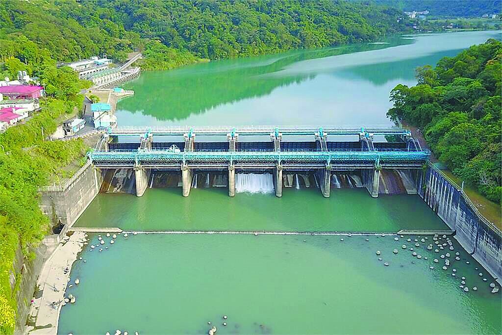 翡翠水庫因支援緊急水力發電的衍生費用與台電喬不攏，雙方仍未達成共識。圖／台北市翡翠水庫管理局提供