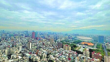 
房市吹寒風一年半，景氣未見好轉，不過仍有不少台北市精華區預售案交易單價站上每坪200萬元，跨越豪宅門檻。圖∕本報資料照片
