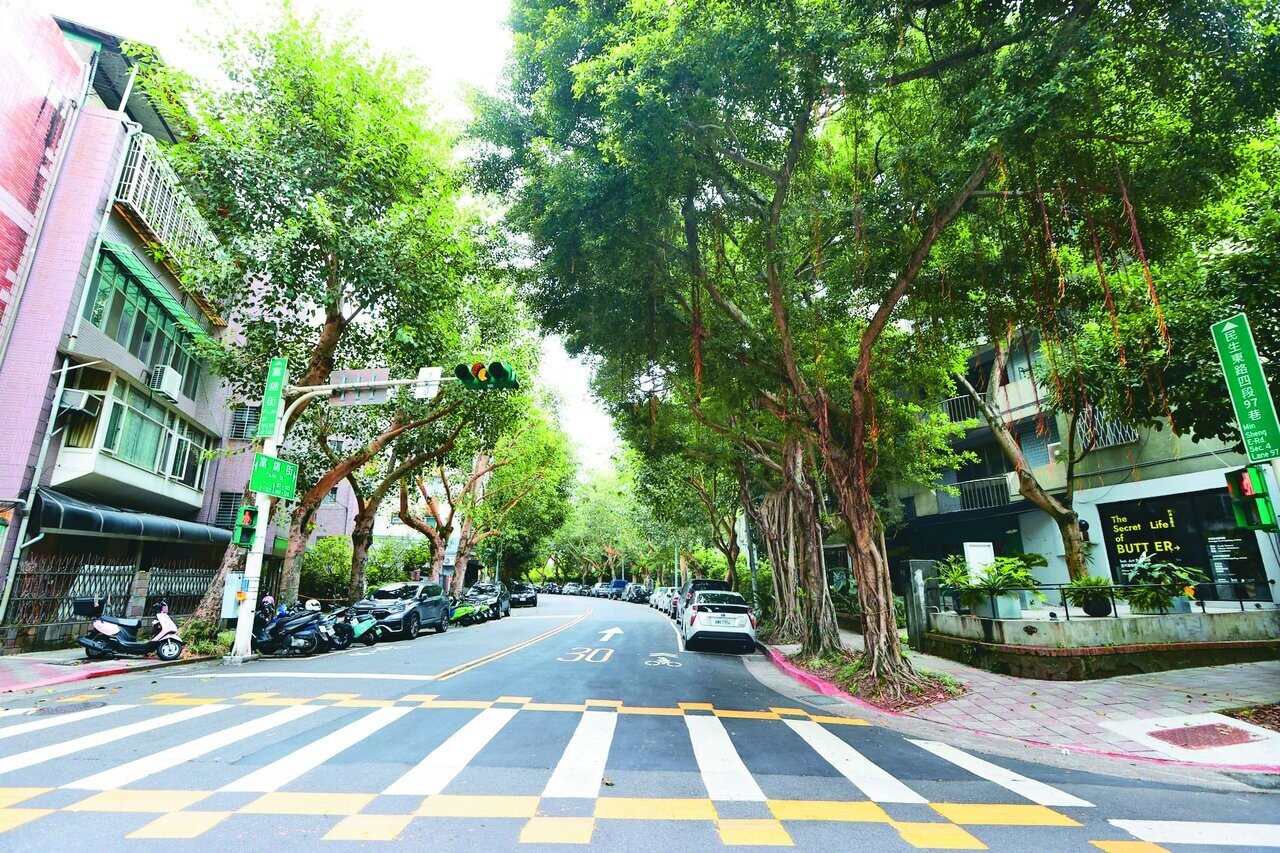 一名網友指出，過去以國際化聞名的天母，近年較少見年輕人討論，反而是民生社區人氣上升。聯合報系資料照片／記者曾學仁攝影 