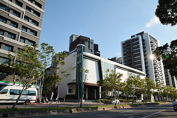 柯P想蓋「內湖輕軌」解決塞車,但翟本喬認為蓋「3坪雅房」比較實在。(好房網News記者 陳韋帆/攝影)