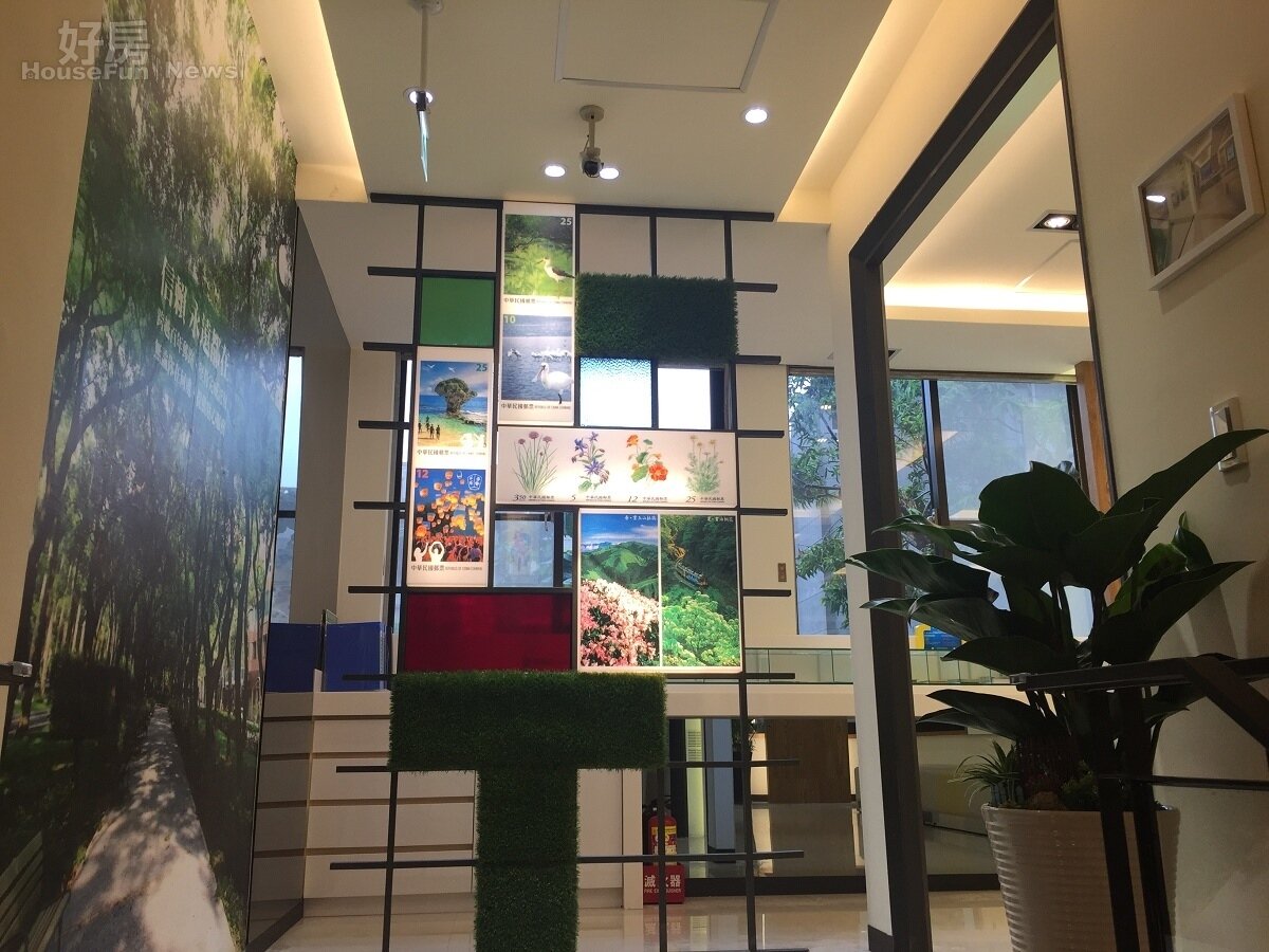 帝寶旁的仁愛郵局翻新改裝。（好房網News記者 王永貞／攝影）