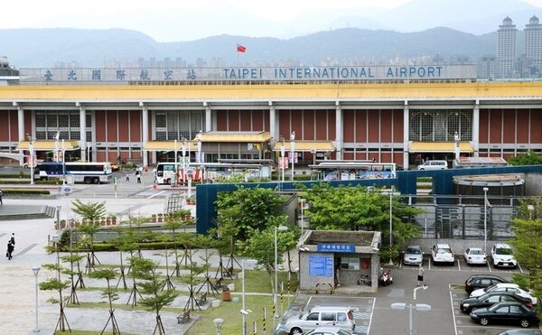 台北市政會議決議，訂11月17日辦一場松山機場研討會。 記者屠惠剛／攝影