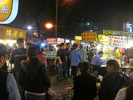 北台灣夜市大PK，寧夏夜市人氣旺。（圖／台北旅遊網提供）