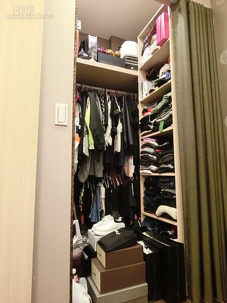 5.空間雖小但設備ㄧ應俱全,甚至還規劃了更衣間。