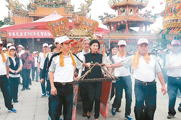 台東元宵祈福遶境有數十年歷史,每年均由天后宮出發,遶境台東市區。 本報資料照片