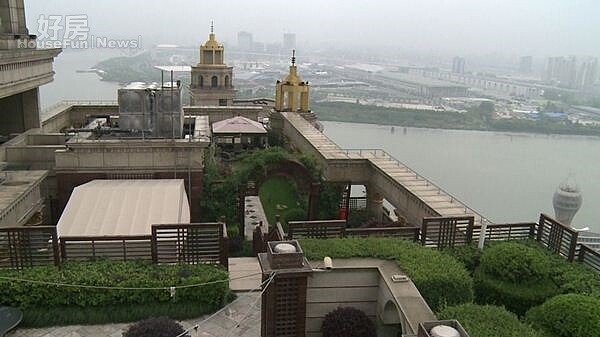 3林瑞陽、張庭夫婦豪宅坐落在黃浦江旁。（取自新浪微博＠我Hold不住了）

