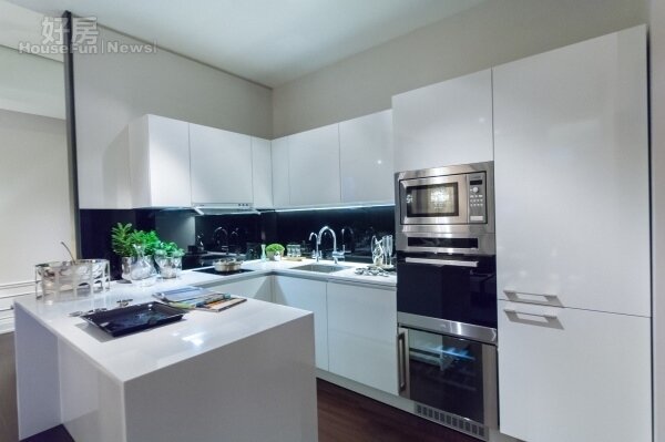 開箱文 / 大安區 紐約風LOFT精品酒店式公寓 好房網News記者李宗隆/台北報導 張聖奕/攝影 TRUMP PARK