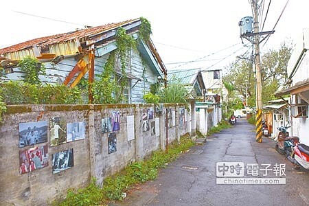 
北市文化局長倪重華想要找聯合國教科文組織專家來台北，以區塊為單位「盤點古蹟」，北投中心新村將列為首批示範點。（張立勳攝）
 