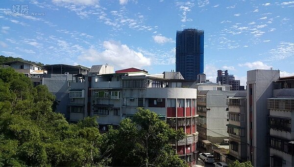 儘管中古電機大樓房價高,不過只要有好條件,依舊十分受市場歡迎。(好房網News記者陳佑婷/攝影)