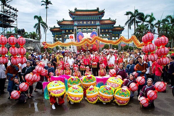 邱鏡淳力拚新竹觀光。(翻攝自邱鏡淳Facebook粉絲頁)