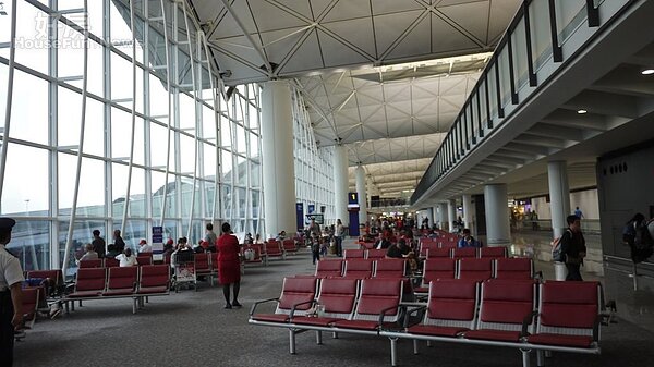 香港機場待機情境照。（好房網News記者賈蓉／攝影）