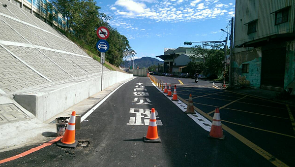 三峽北大特區及樹林一帶的居民有福了！國道三號樹林交流道北向匝道全面通車，往台北的通勤族可以不必繞道三鶯、土城交流道，預計可以省下15～20分鐘的通勤時間。（圖／擷取自新北市交通局網站）