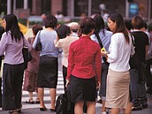 9月大量解雇人數　月減4成