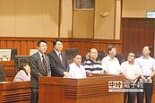 議員批行政不中立　林右昌否認