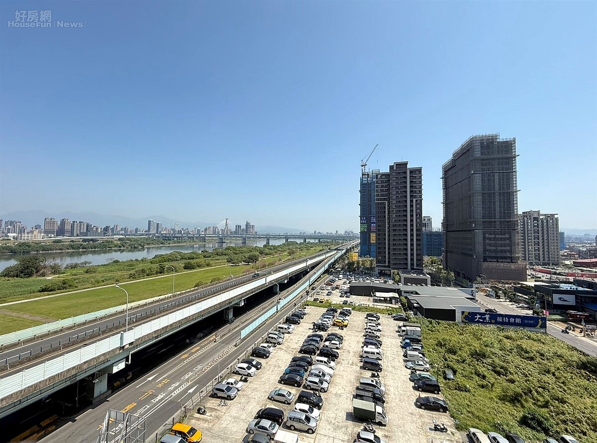 以時間換取空間！捷運路網與現代社區到位，年輕購屋族瞄準「新北市」重劃區，在交通與價格中找到成家平衡點。圖／永慶房產集團提供