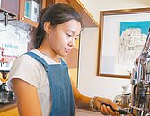 帶回國際經驗　幫弱勢蓋房子