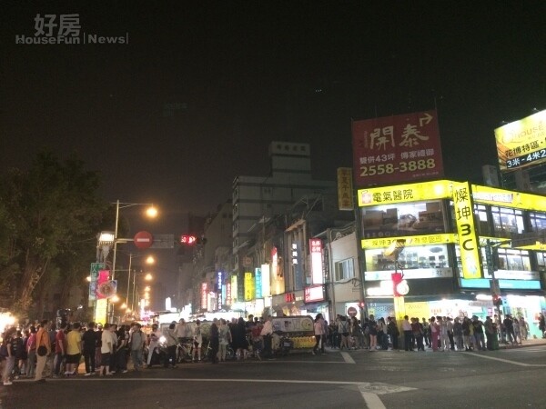 寧夏夜市、夜市(好房網News記者 李宗隆/攝影)