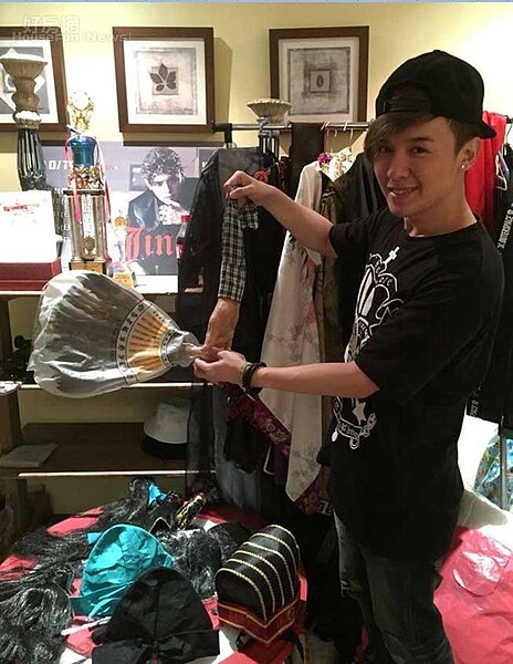 7.古代服裝區收集了包括劉備、關羽、張飛、諸葛亮…等經典三國人物服裝，另外也可見到帽子、扇子等琳瑯滿目道具。
