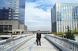30歲剩男單身卡快活？　誤會可大了！
