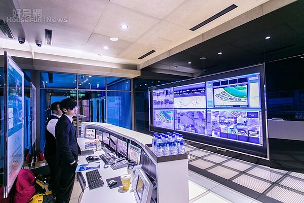 管理員除會為住戶處理公共事務外,也會過濾出入人口。(好房網News記者張聖奕/攝影)