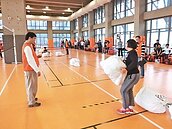 中華郵政招考3000人搶　30kg郵袋考驗